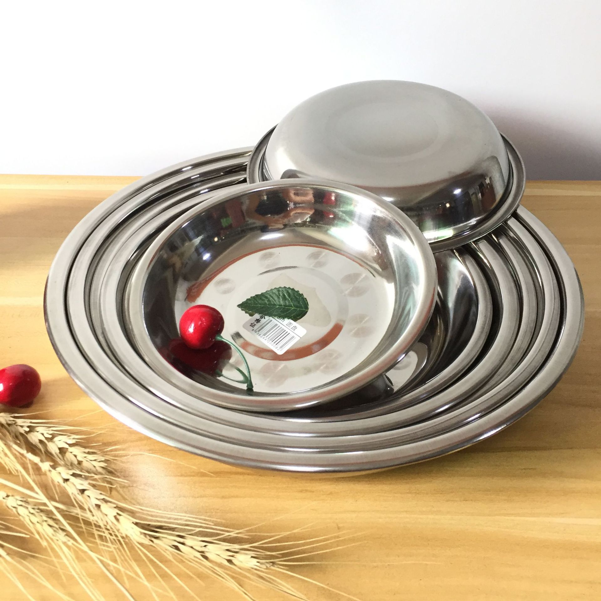 201无磁不锈钢汤盆圆盘子 加厚加深盘08厚汤碗打饭盘 酒店用品