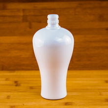 厂家批发500ml梅瓶牙口白色陶瓷泸州玻璃空瓶 高档一斤装白酒瓶