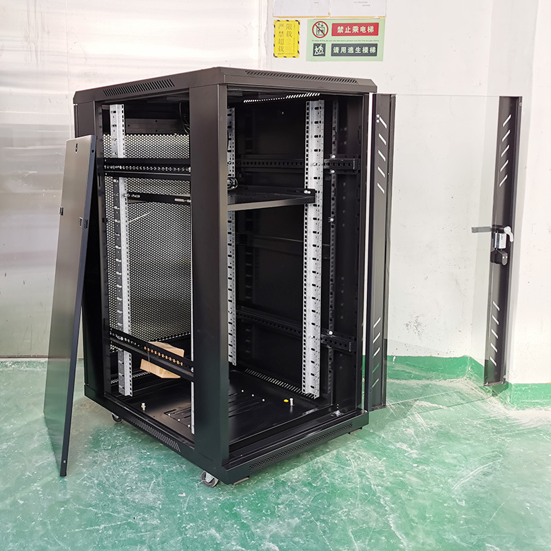 19英寸标准机柜1米监控路由服务器弱电立式钣金属网络机柜加厚18u