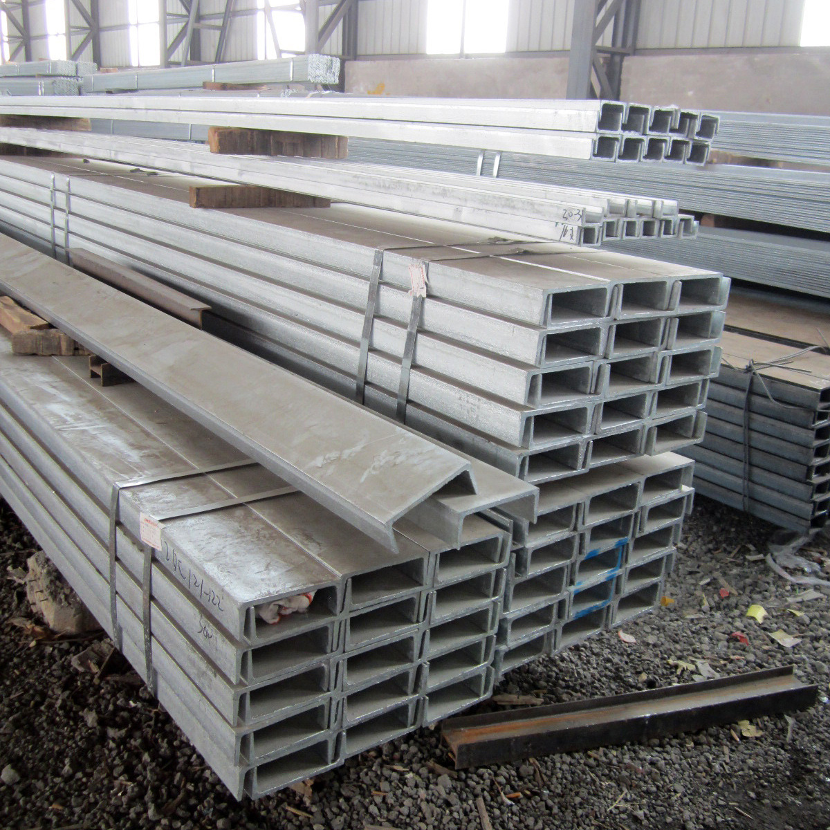 厂家直销540热吹锌槽钢热镀锌槽钢浸锌冷镀锌槽钢