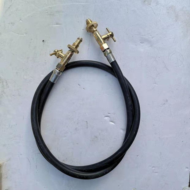 液化气导气管煤气导气管过气管充装管自闭阀两用充装枪倒气管