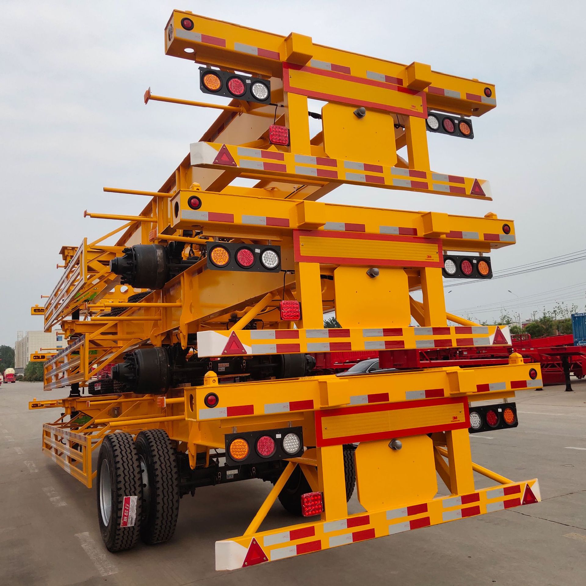 5米集装箱骨架特种车辆