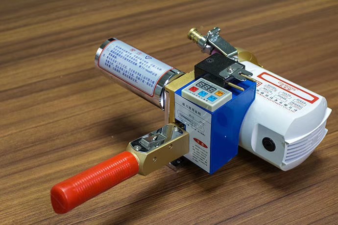 欧布斯断布机单头