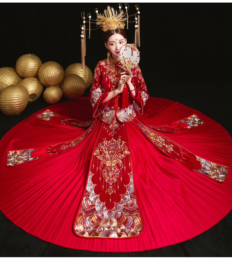 秀禾服新娘2020新款春夏结婚礼服中式嫁衣古代婚纱修身出阁服秀禾