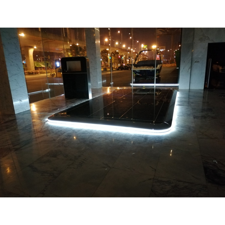 展会玻璃发光地台舞台汽车巡展地台婚庆走秀玻璃地台厂家租赁搭建