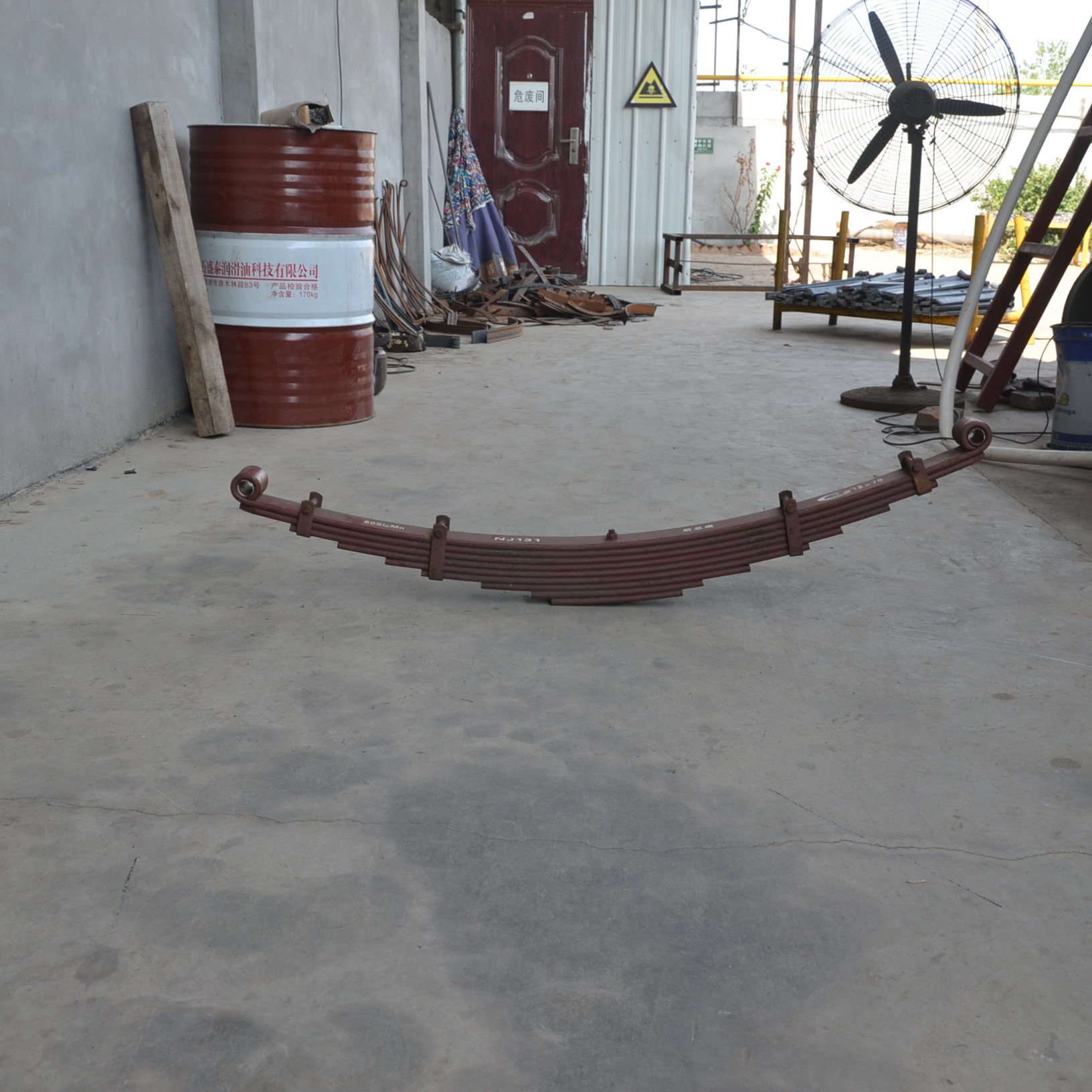 出售挂车板簧 钢板弹簧 吊车板簧重型车板簧 三轮车板簧重汽板簧