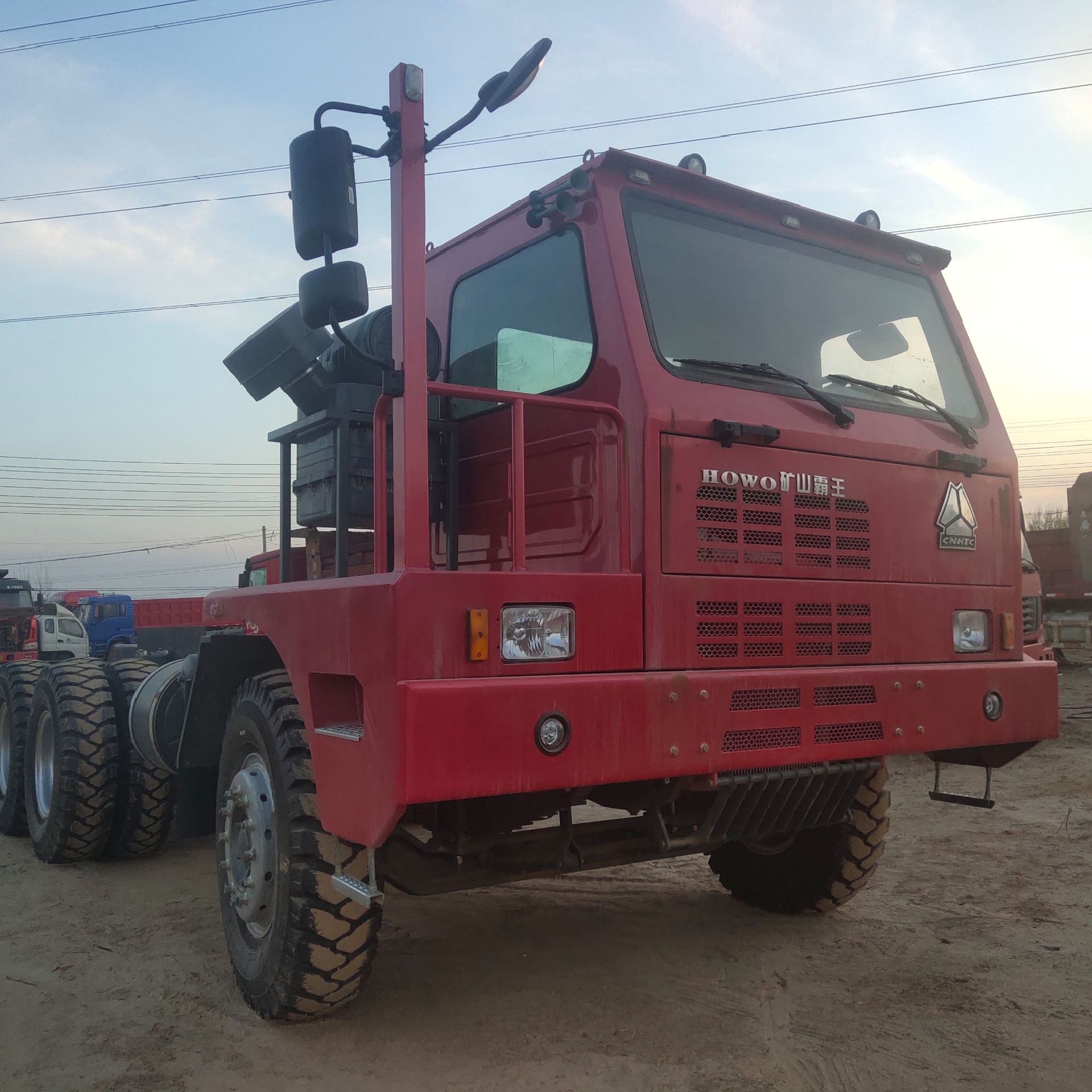 江苏南京出售二手中国重汽 矿山用车 豪沃高强度自卸车豪沃自卸车
