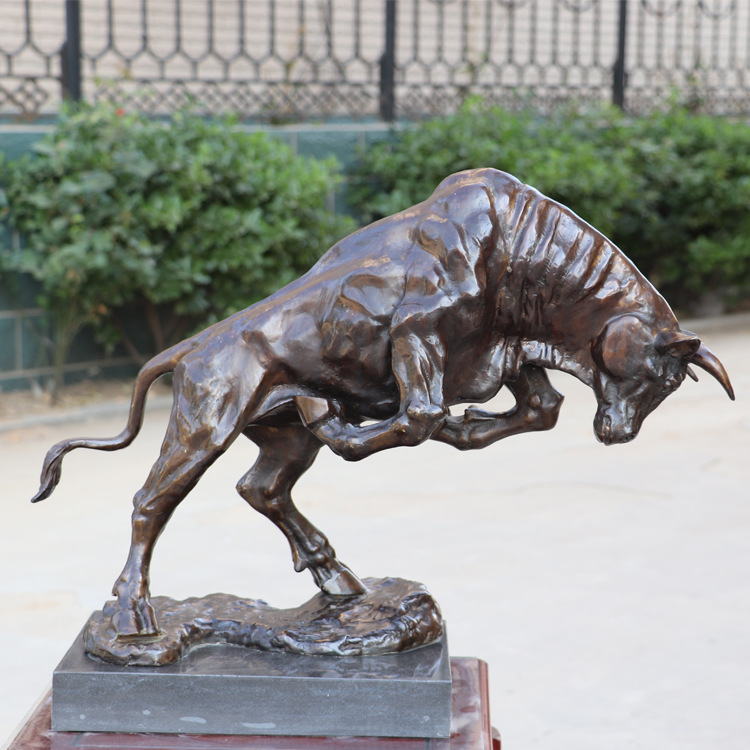 雕塑厂家现货出售铜牛奋进牛奔牛铸铜雕塑摆件家居工艺品摆件