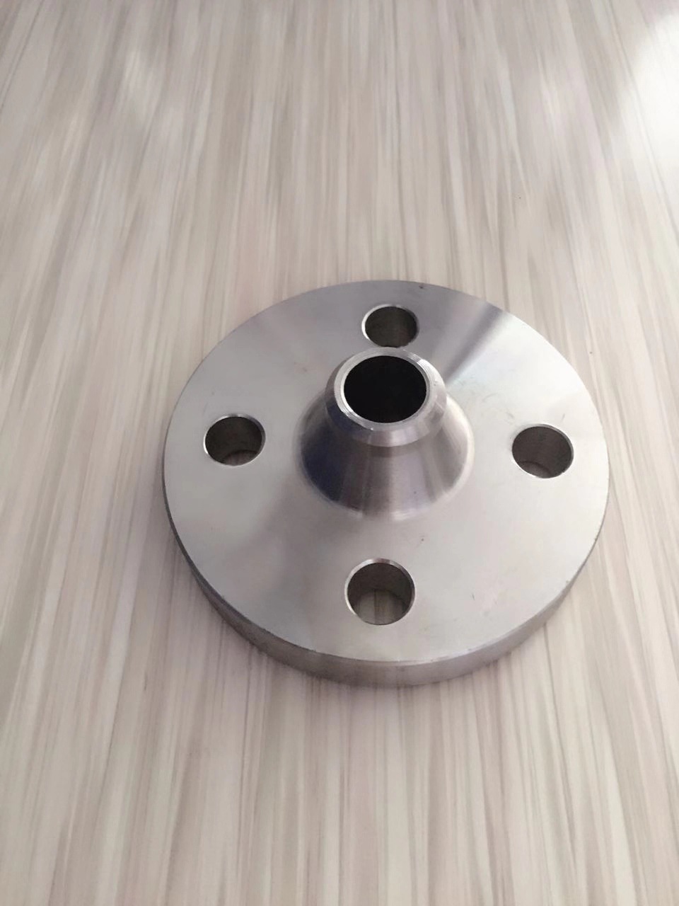 304不锈钢wn带颈对焊法兰法兰片 wn法兰带颈对焊凸面法兰厂家直销