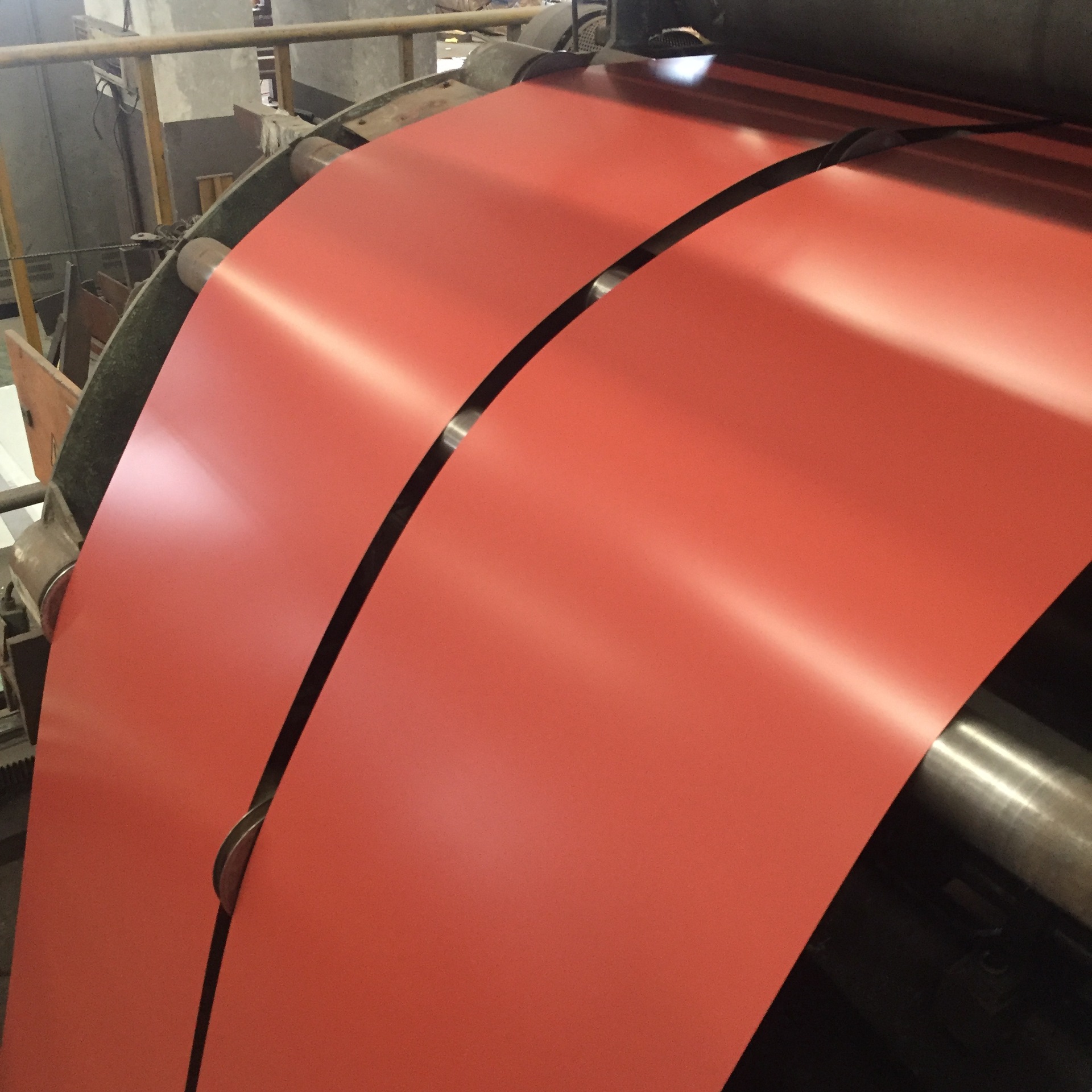 5mm保温装饰彩涂钢板|邯钢1.5*1000彩涂卷