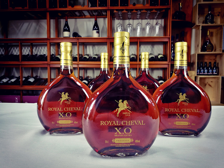 法国皇马名仕xo  (royal cheval prestige xo brandy) 一箱12支带礼盒