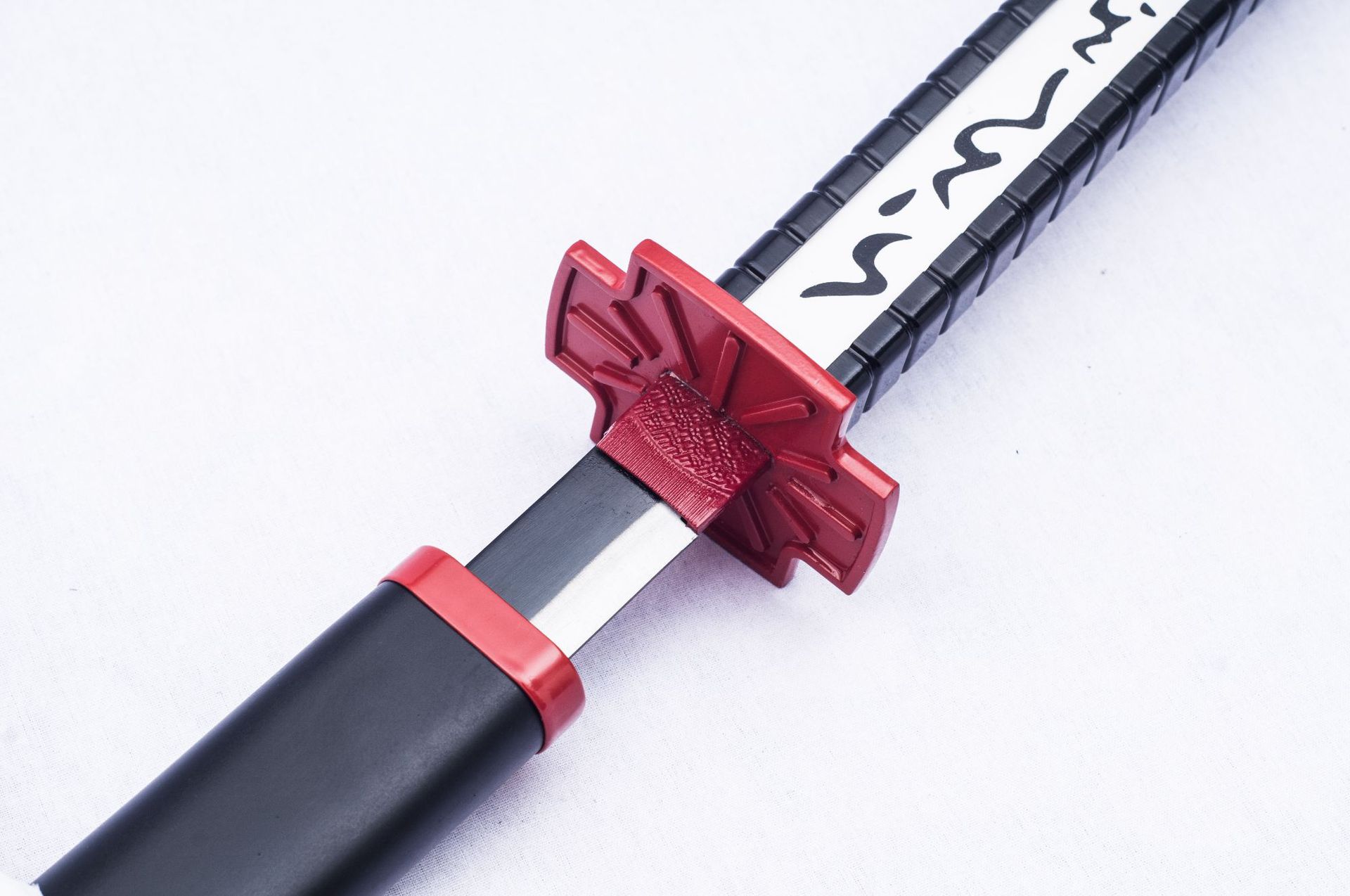 赤红之瞳 妖刀村雨 赤瞳的刀帝具一斩必杀春雨动漫道具 木质