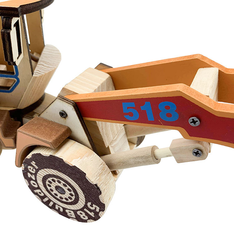 新款精品彩色推土机 工程车木质家居摆件工艺品儿童互动过家家