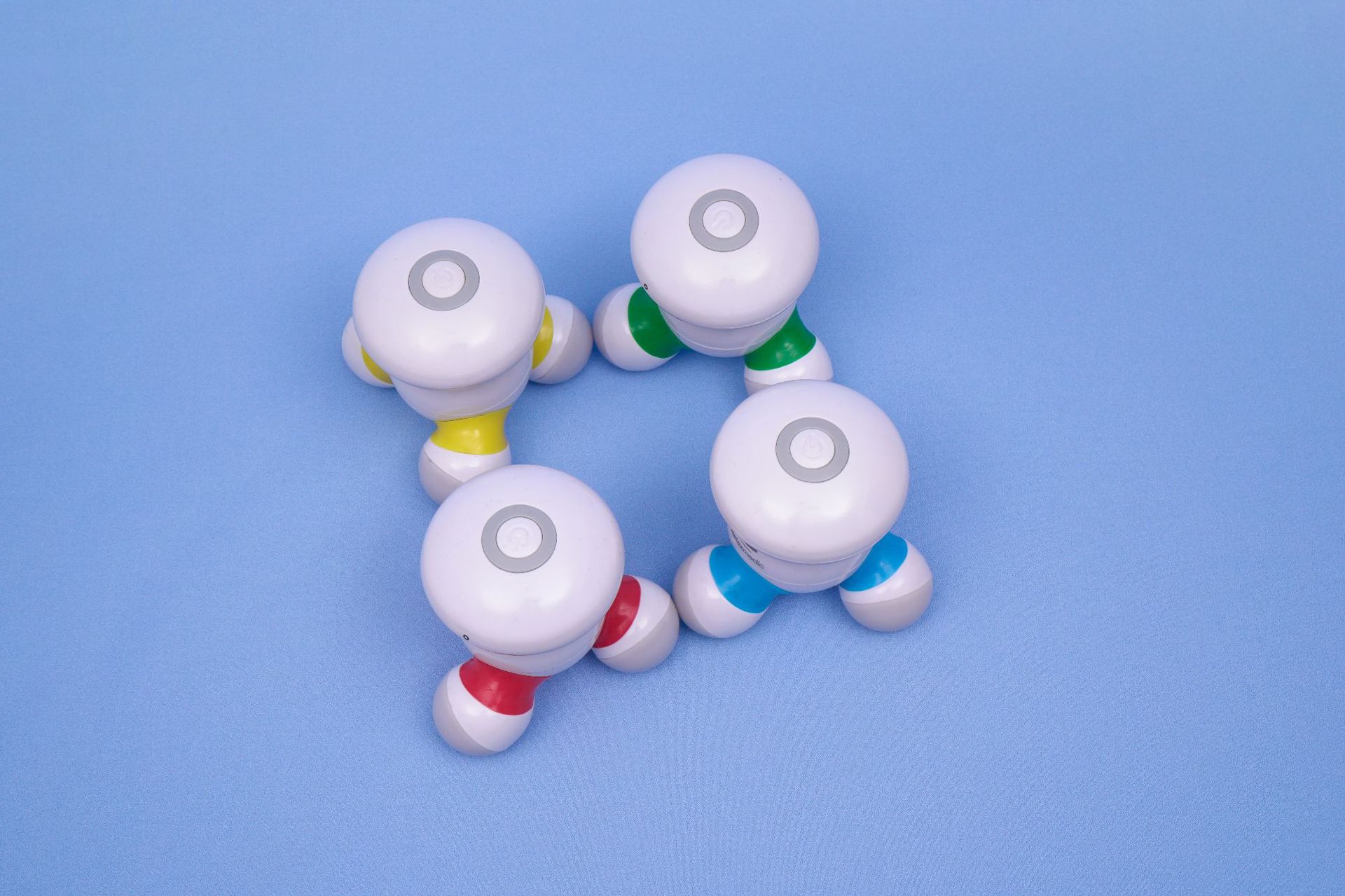 迷你小型三角按摩器全身腰部颈部震动仪穴位多功能电动手持式礼品