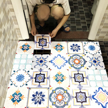 卫生间防滑地贴自粘浴室厕所防水防潮墙面装饰地砖贴纸厨房瓷砖纸