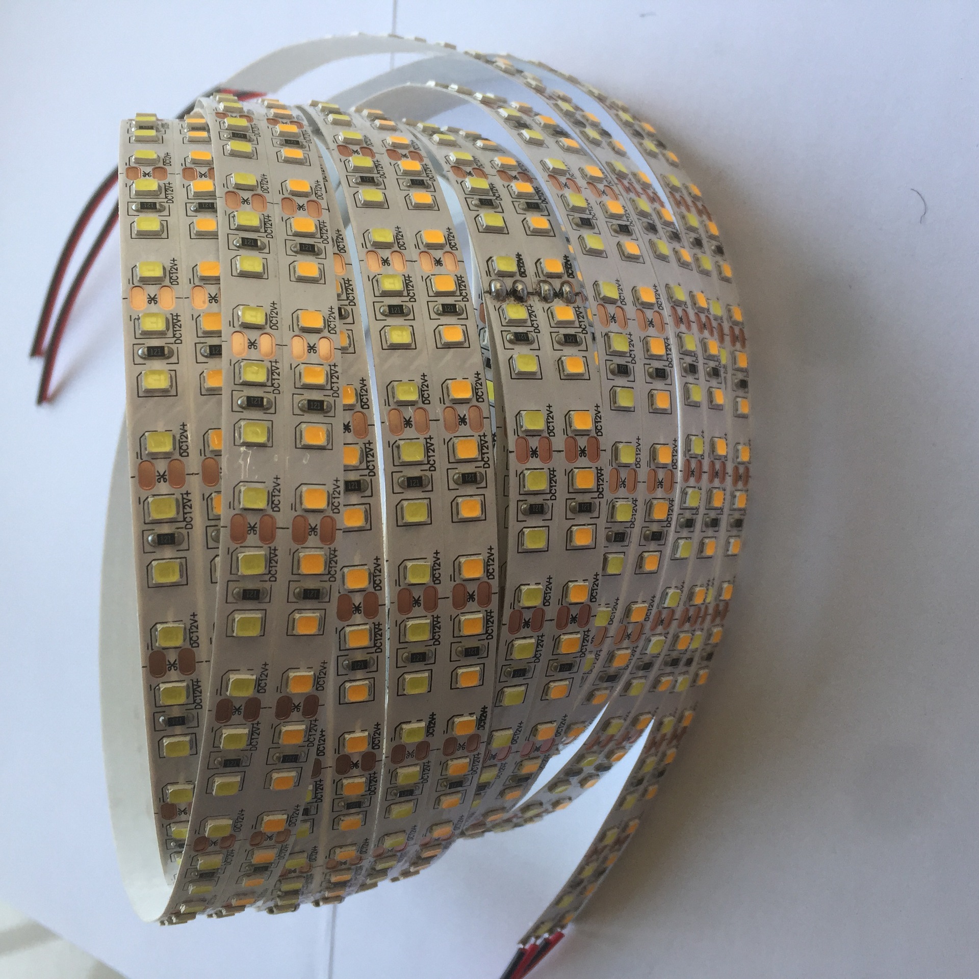 厂家直销12v2835双排双色温灯带240灯16mmled灯带工程照明灯带