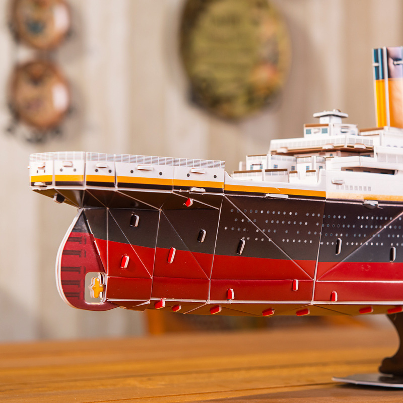 乐立方3d立体拼图泰坦尼克号船模型diy拼装纸模玩具桌面摆件