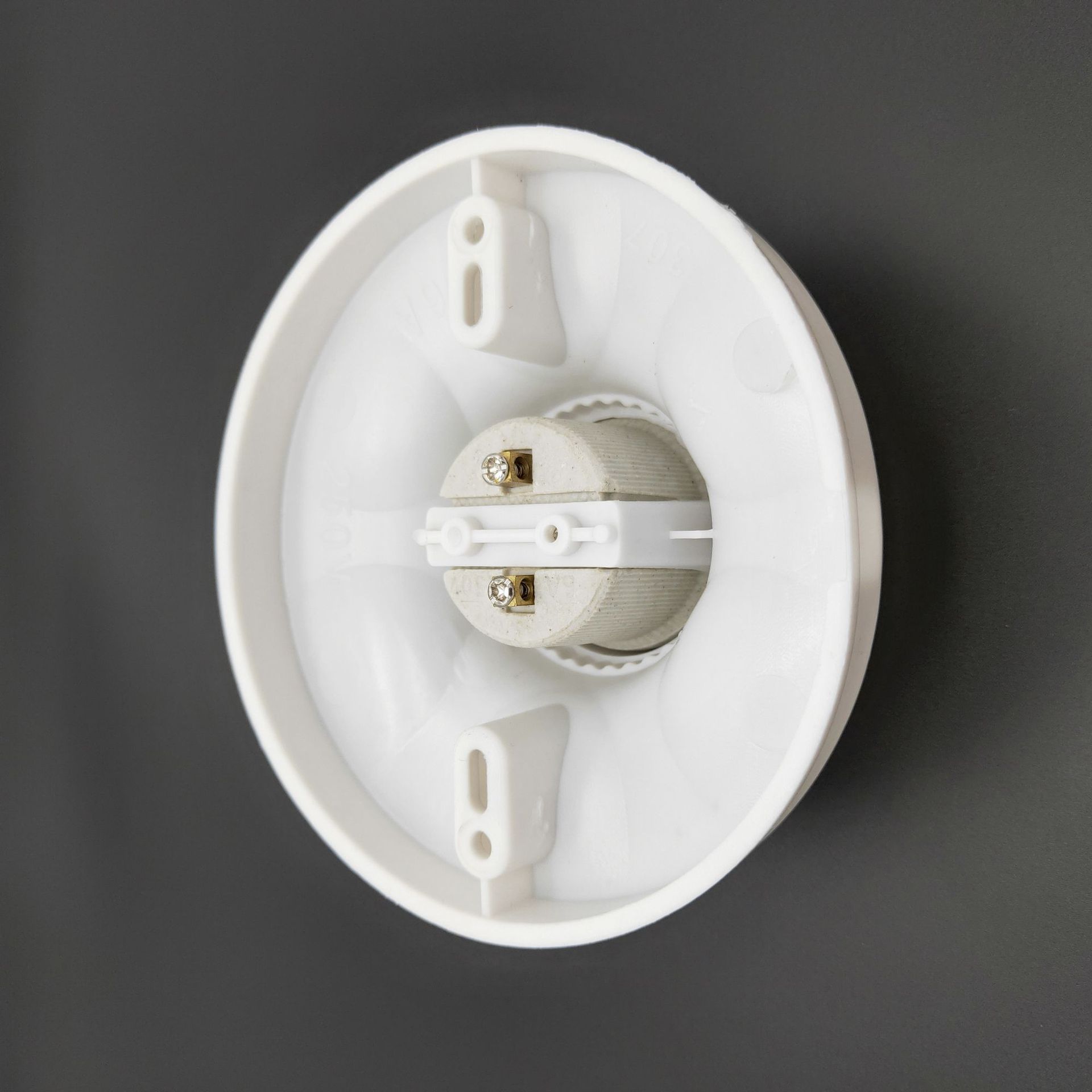 批发e27圆形陶瓷平灯座 平装式螺口灯座 耐高温瓷口灯口灯头