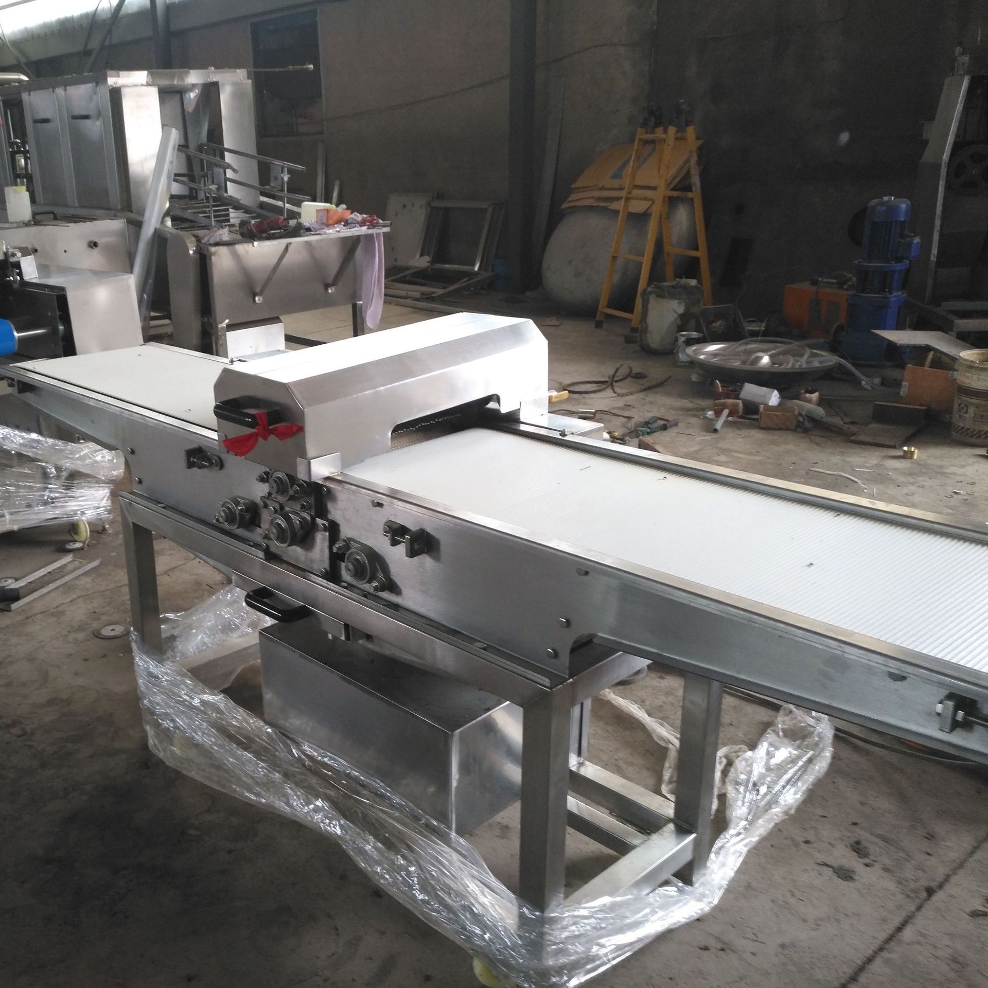 连续式肉条机 鱿鱼切条机 鸭胸肉切条机 切割顺畅