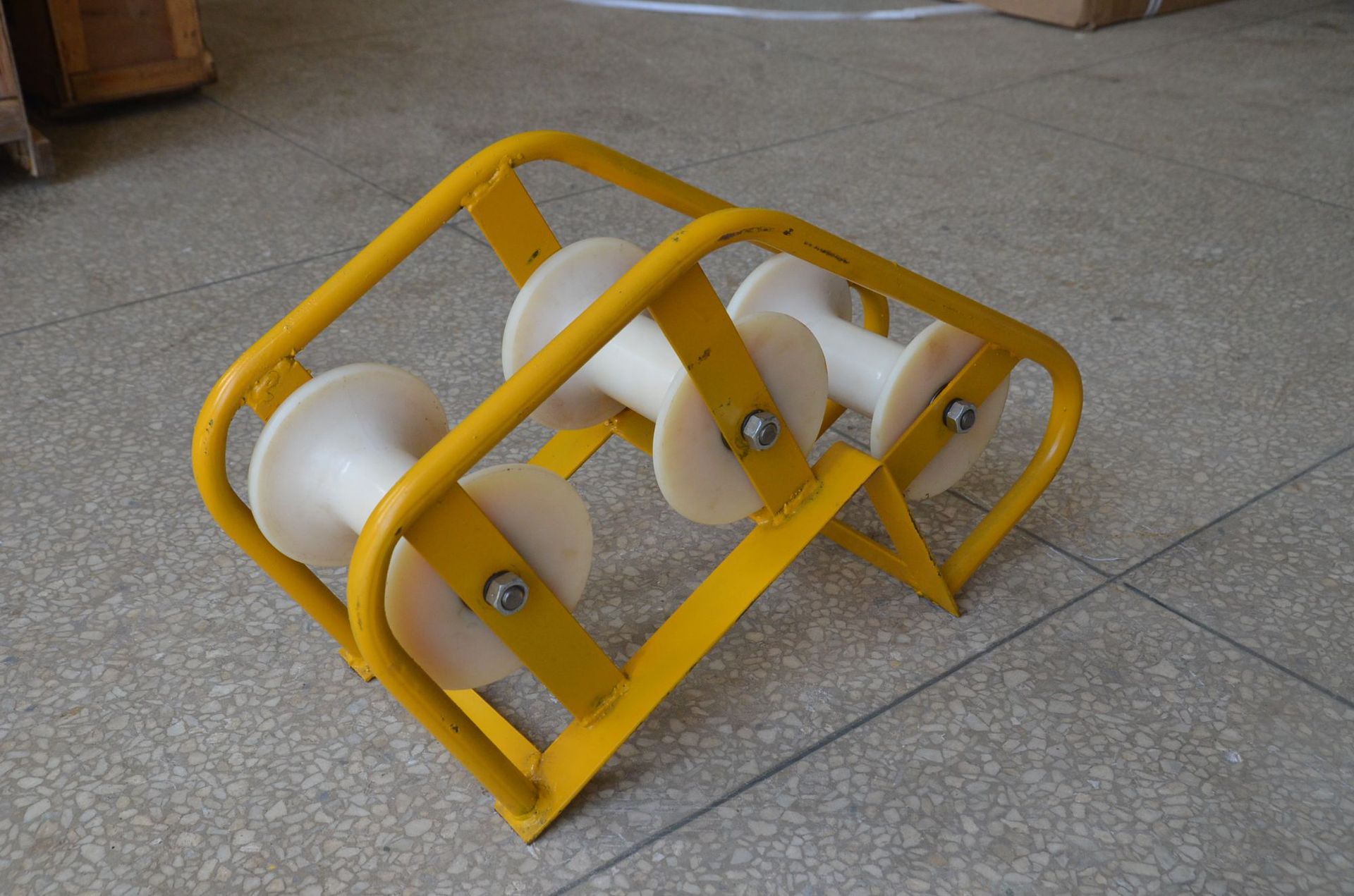 电力拉电缆放线滑轮滑轮座挂两用滑轮地缆三联井管口桥架尼龙滑轮