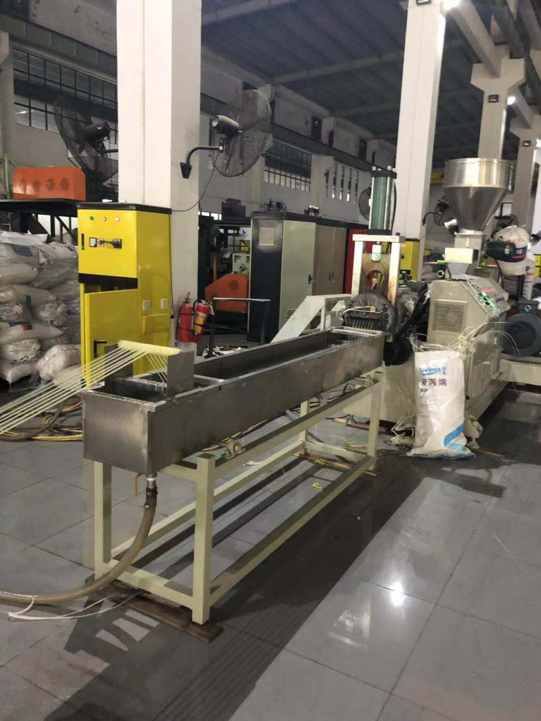 工厂直销pvc风冷式模头造粒机器回收料抽粒设备再生抽粒机器