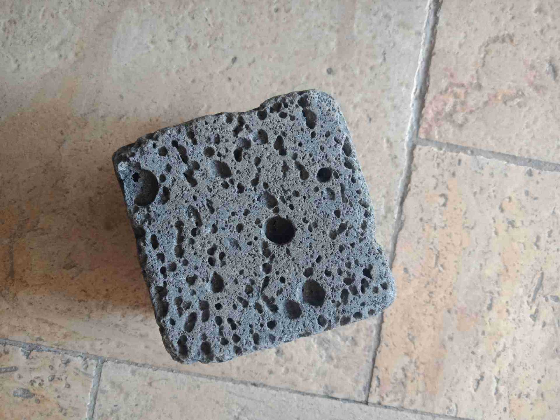 灰色火山岩石丁仿古铺路砖滚磨石10*10*10,10*20*10