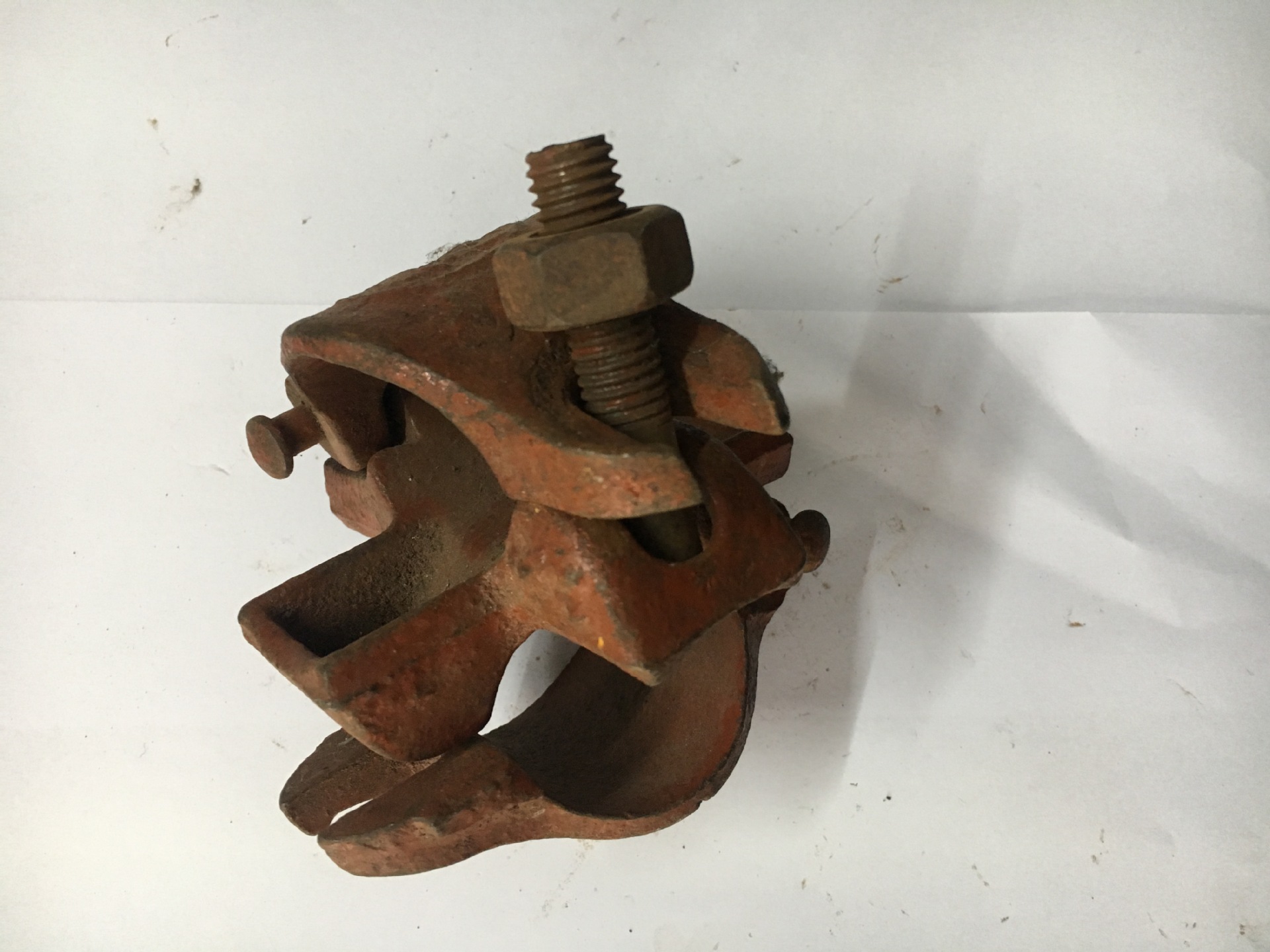 重庆安巨脚手架十字扣件旋转扣件直接扣件钢管扣件玛钢扣件铸铁