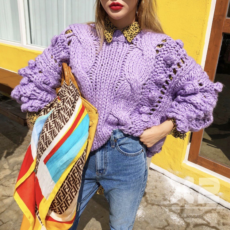 2019秋冬新款欧美风纯手工编织球球大麻花 圆领套头毛衣女sweater
