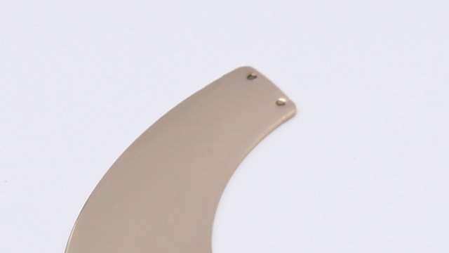 月牙形领口金属铁片 亮片 五金服饰配件 服装辅料金属装饰饰品