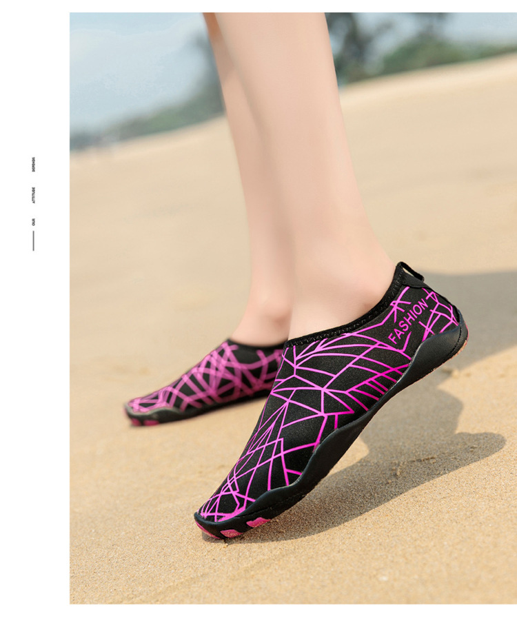 情侣沙滩袜鞋潜水浮潜涉水溯溪游泳鞋软鞋男女防滑防割赤足贴肤鞋