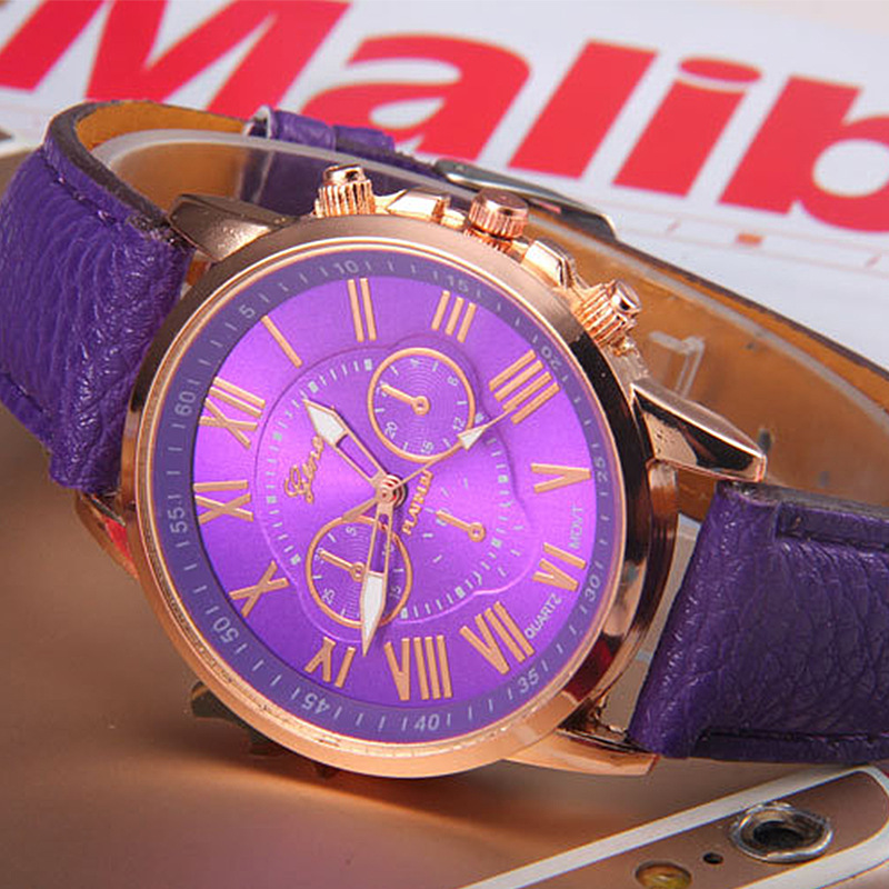 引流手表女皮带时尚手表微商礼品货源 fashion wristwatch women