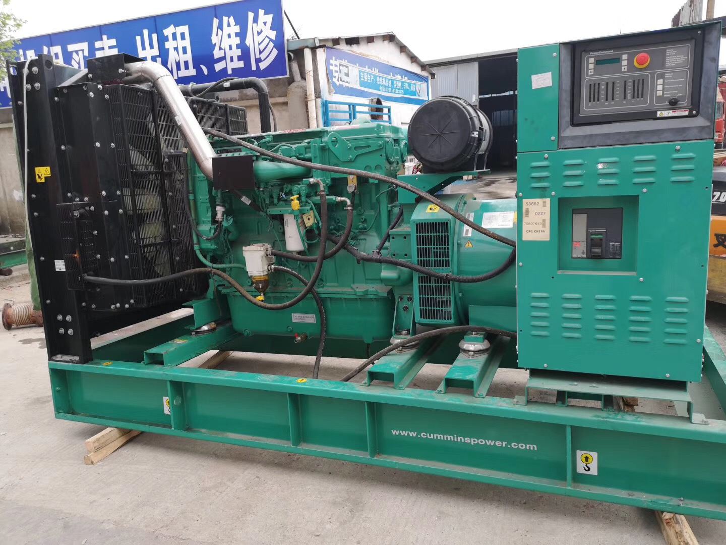 400kw美国康明斯发电机9成新碎石用400kw康明斯二手发电机组