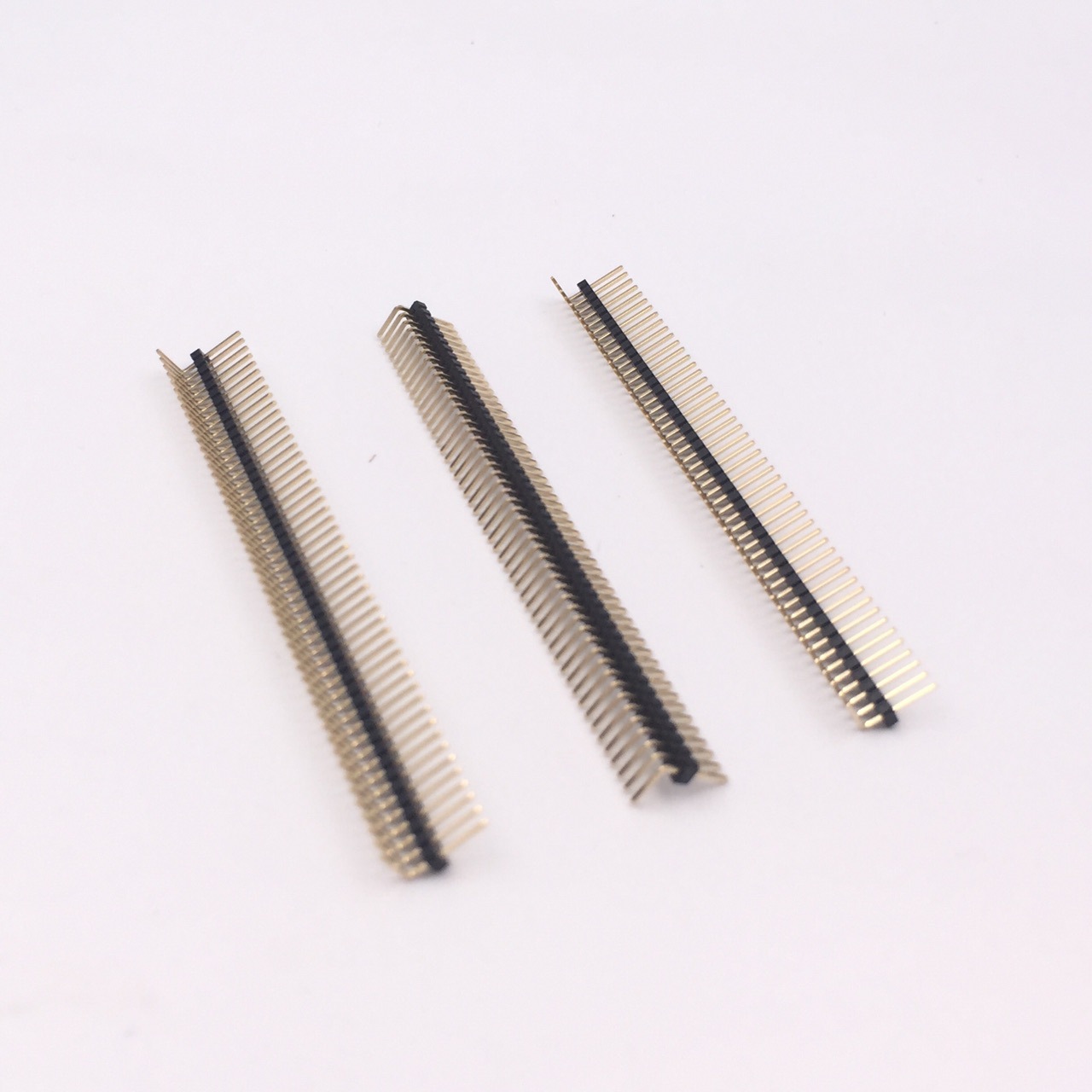 27mm间距单排50p弯针 1.27 50pin弯插针环保