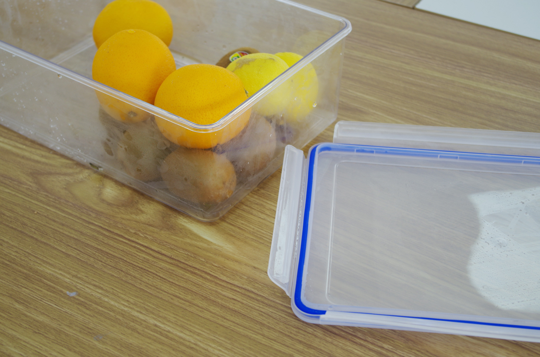 冰箱水果,蔬菜透明密封保鲜收纳盒 透明长方形塑料带扣保鲜盒