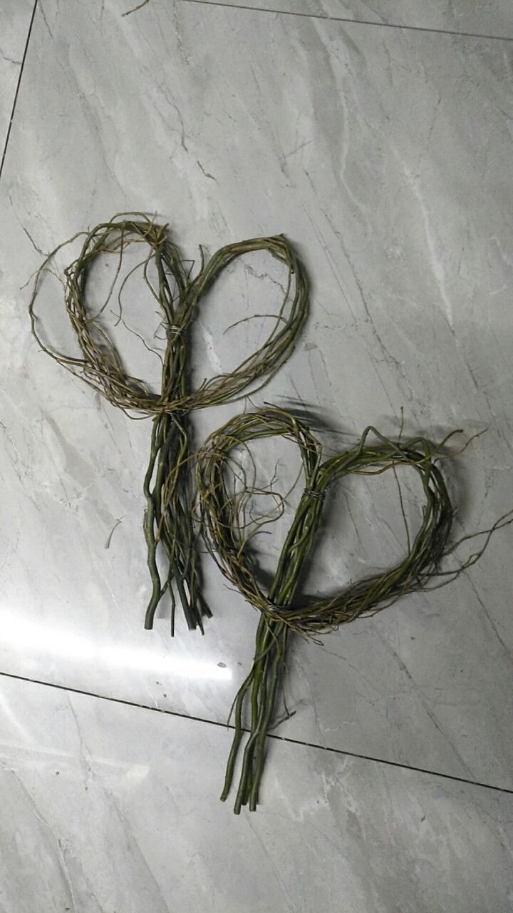 心形藤条 花束爱心环 龙柳编制心形环构架 花店材料用品批发