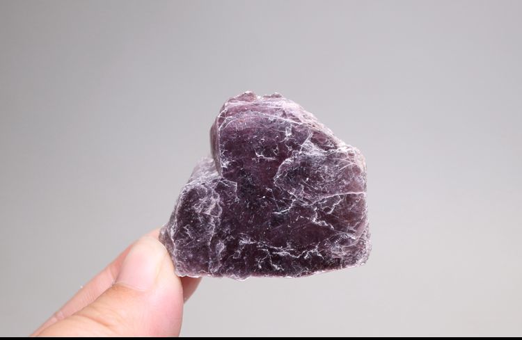 紫云母原矿石片状矿物晶体锂云母教学科普收藏观赏