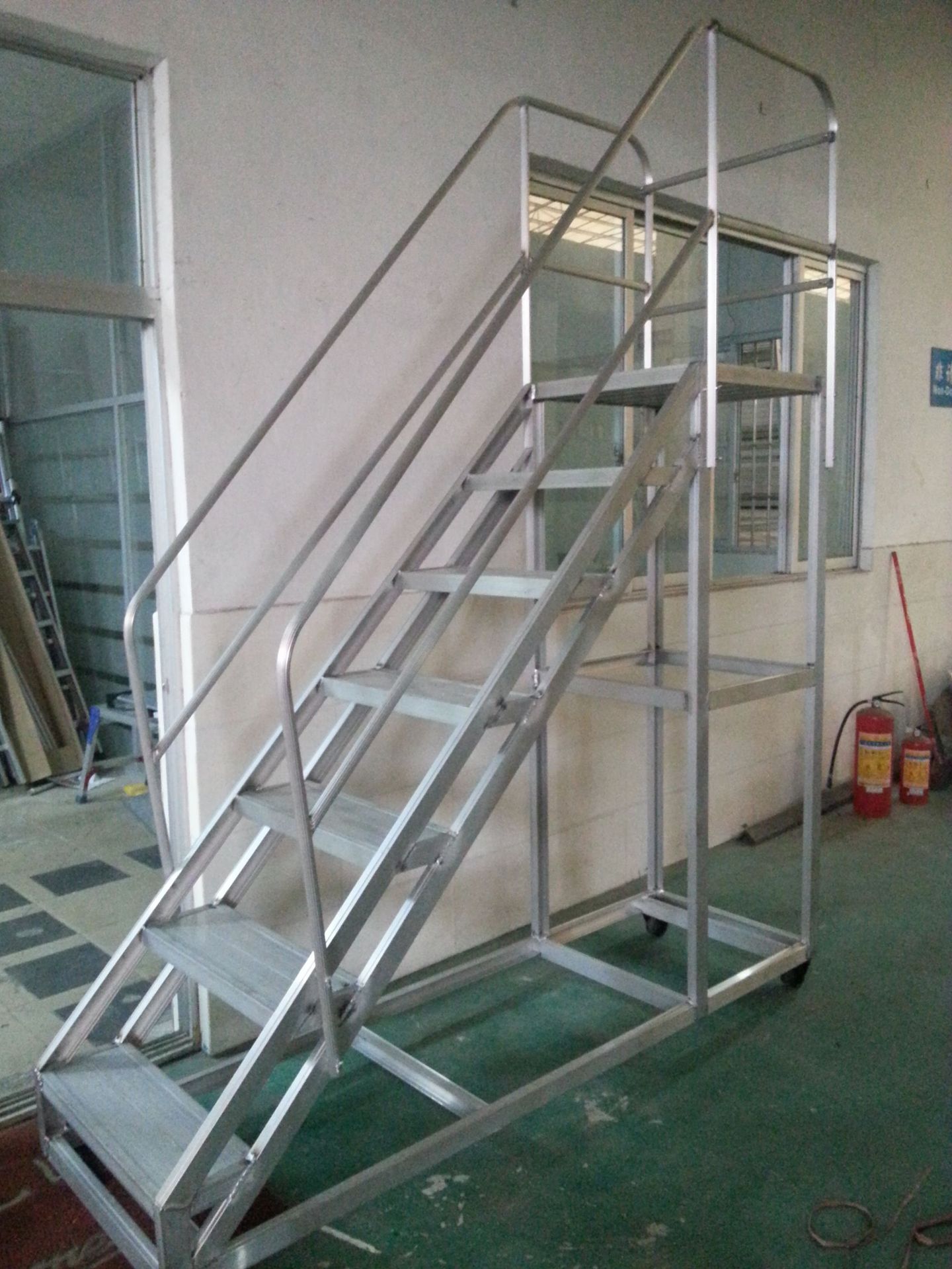 兴光铝梯厂/加工定制移动货架梯/超市梯/仓库梯xg-151d系列