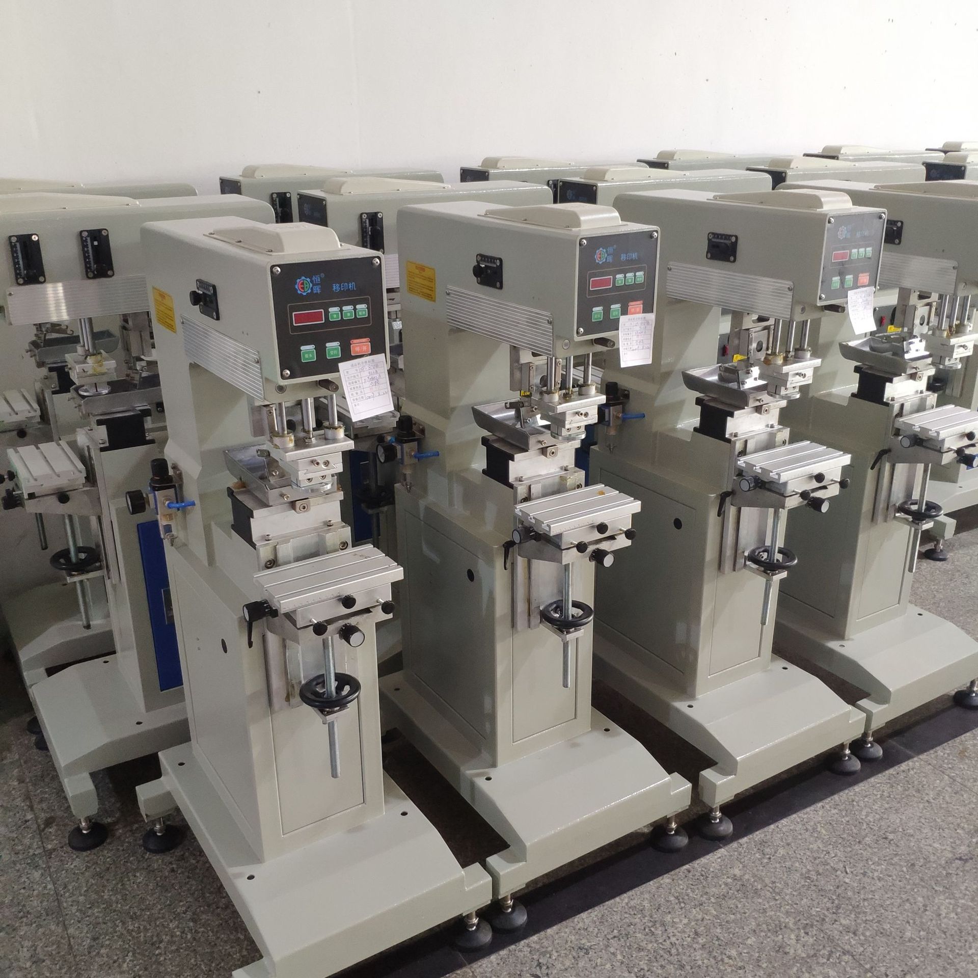 广东移印机厂家直销定制 半自动移印机器 赠送移印机维修操作视频