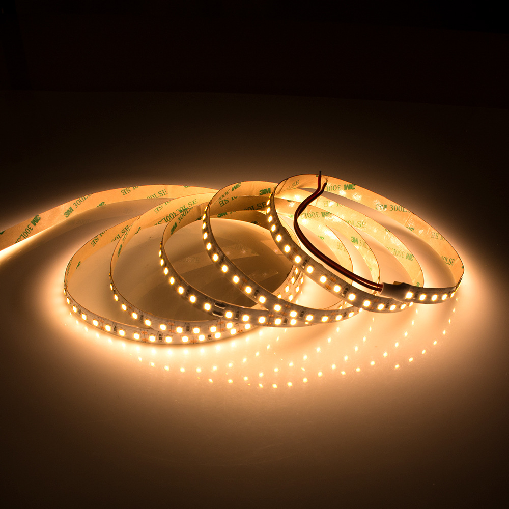 2835暖白灯带120灯一米dc12v白板10mm宽不防水软灯带工厂直销