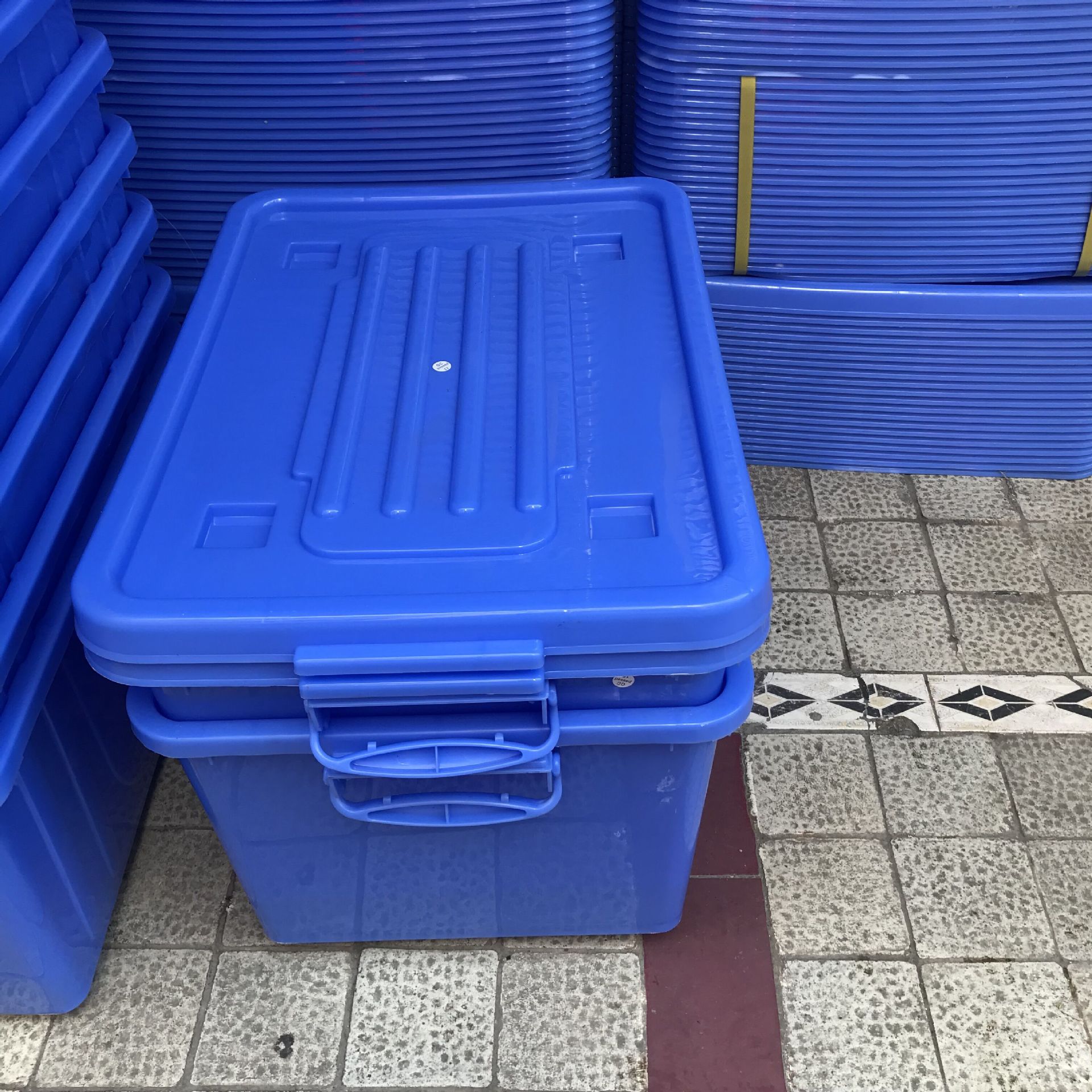 塑料周转箱 长方形储物箱 塑料物料箱 带孔胶框 蓝色工具物流箱