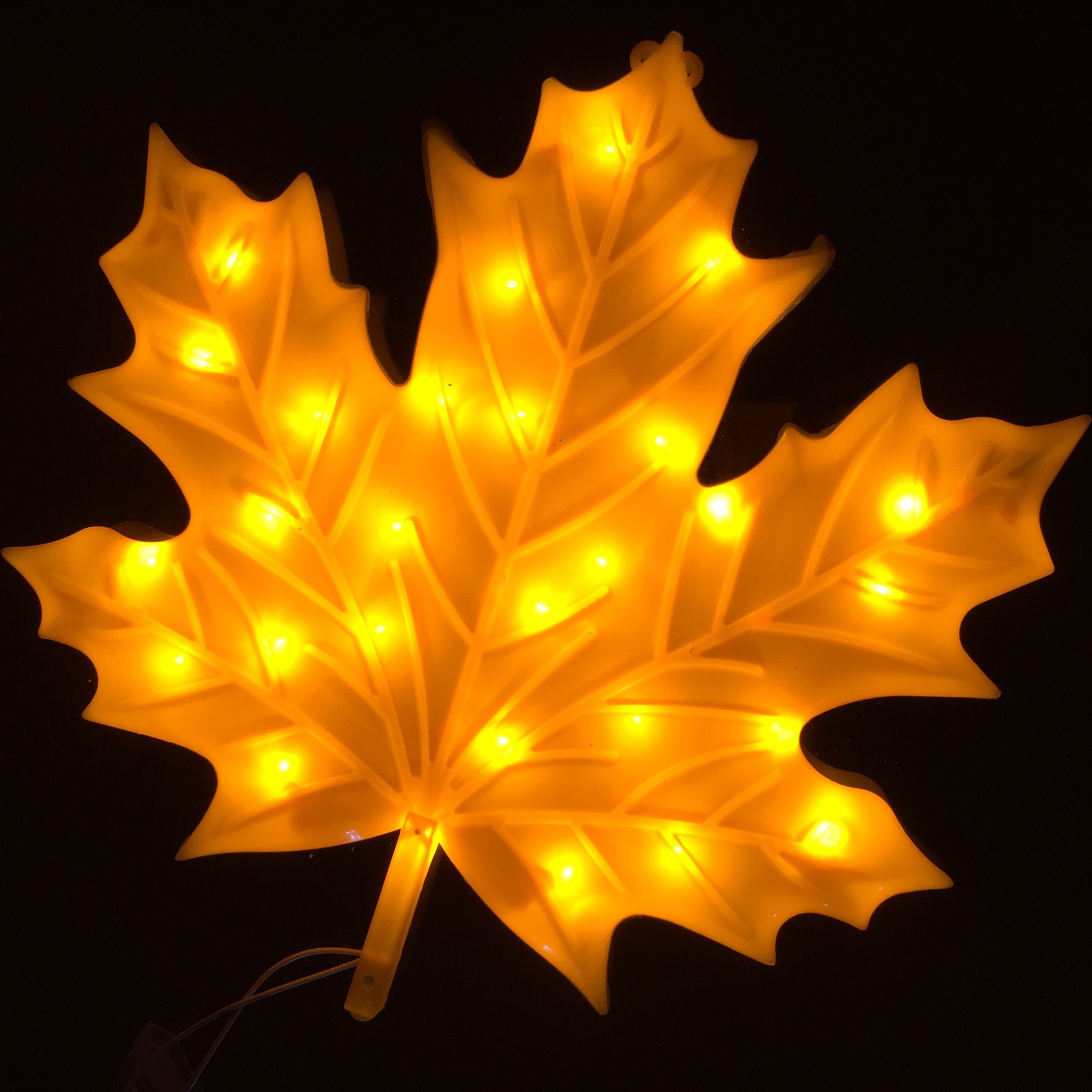 迎春灯饰枫叶造型灯饰挂件街景布置街灯美陈厂家直销户外亮化装饰