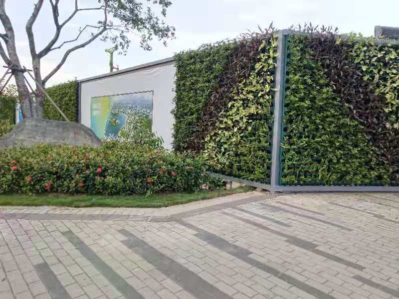 前海生态围蔽 立体化植物墙 垂直立体绿化生态围挡花草花奔围墙