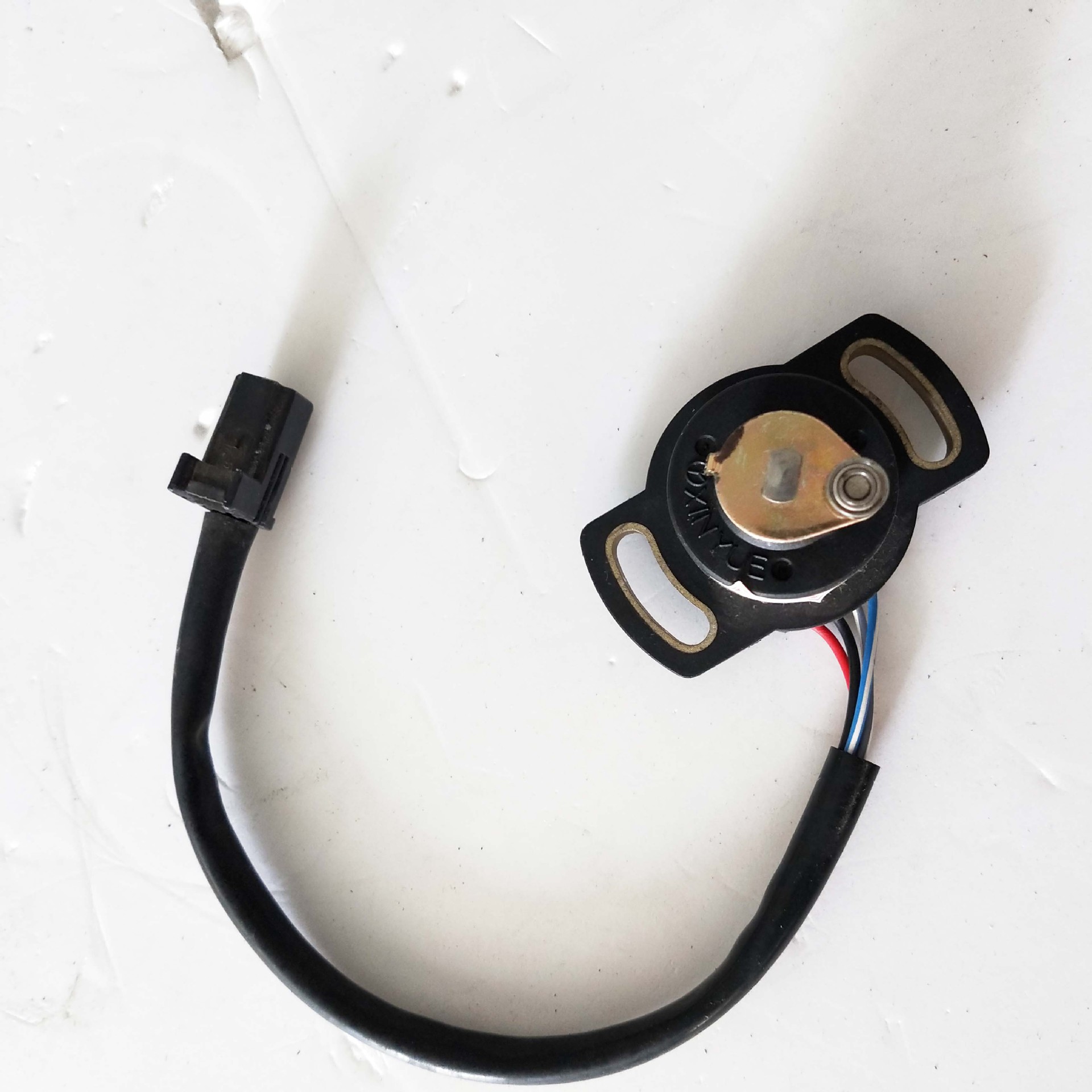 适用奇瑞472转向传感器方向机电子助力扭矩扭力传感器