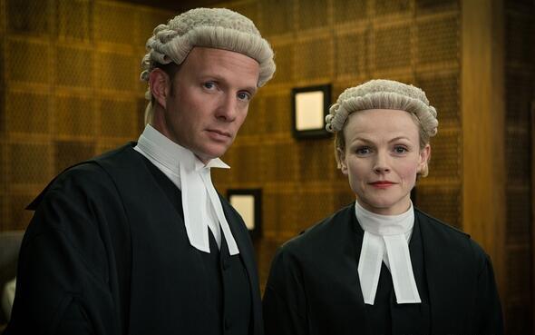 如今的帽子少有等级的差别,但仍有职业的划分,如律师帽,护士帽,军帽