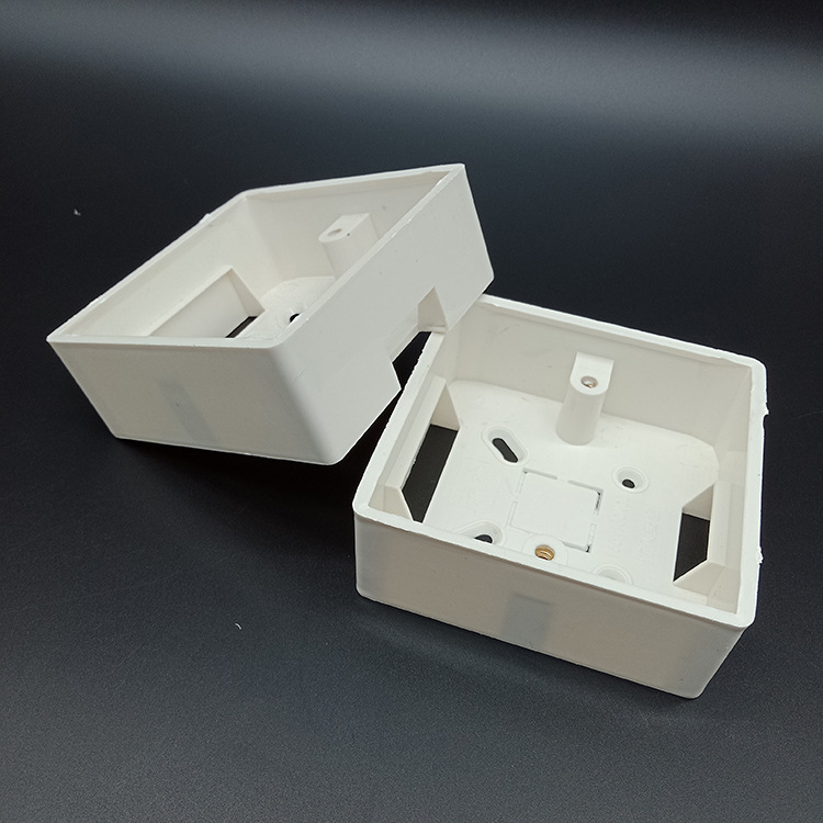 厂家直销 白色pvc明装接线盒 电工阻燃明盒 白色明装盒 接线明盒