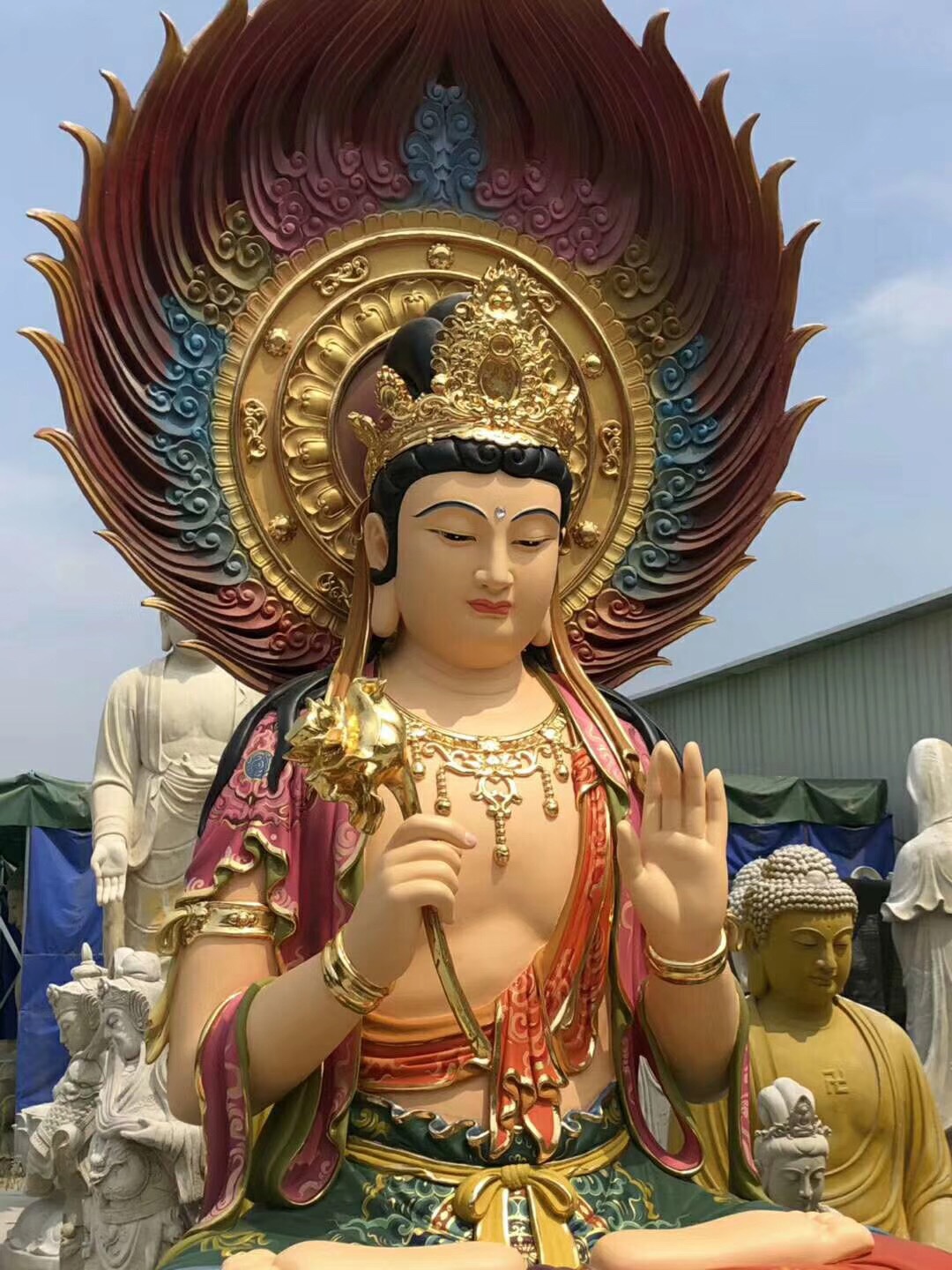 商品描述包装木箱使用场合宗教用品产品编号0是否属于礼品否佛像种类