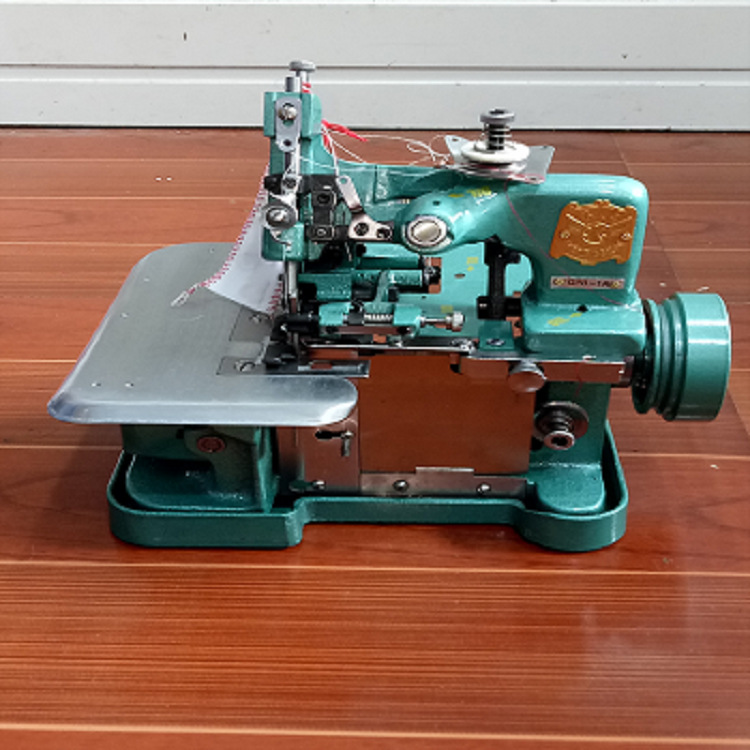 正宗飞人牌老式三线包缝拷边码边小型迷你电动台式家用锁边机