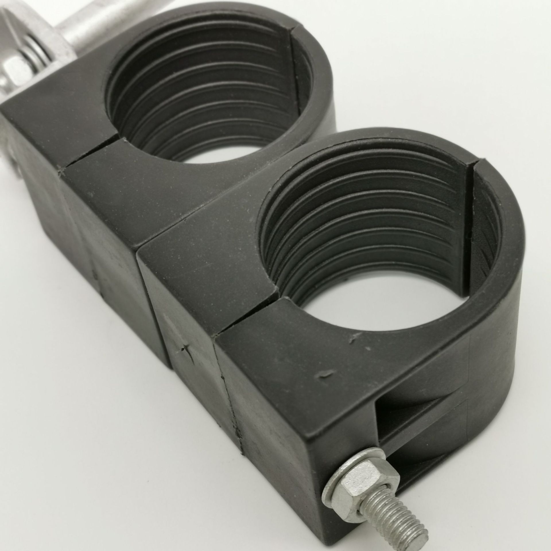 厂家现货 量大价优 13/8 双联双孔 优质 沿墙型 不锈钢 馈线卡