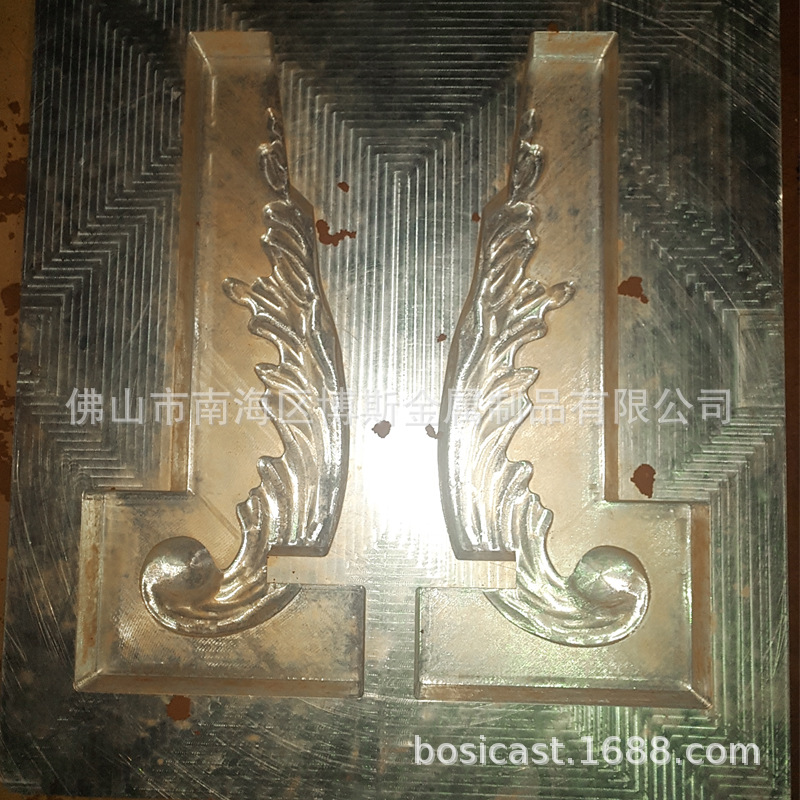 厂家定制铝艺花件铸铝大门装饰门顶花沙铸铝艺大门配件加工