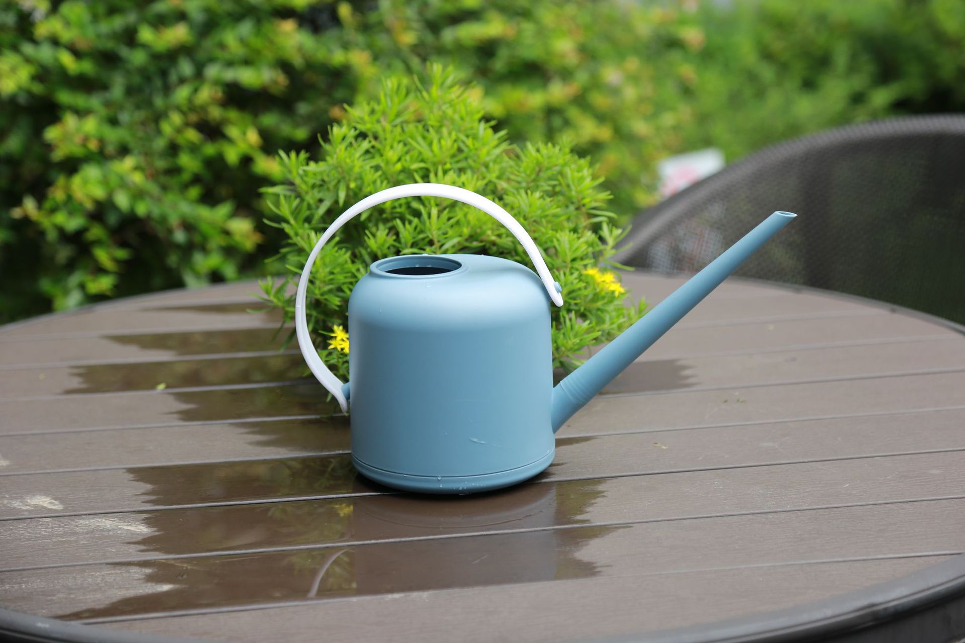 7l 家庭园艺适用省力方便 长嘴浇水壶